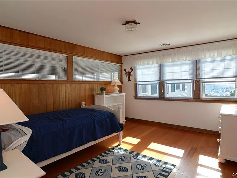 10 Weston Rd — Photo 24