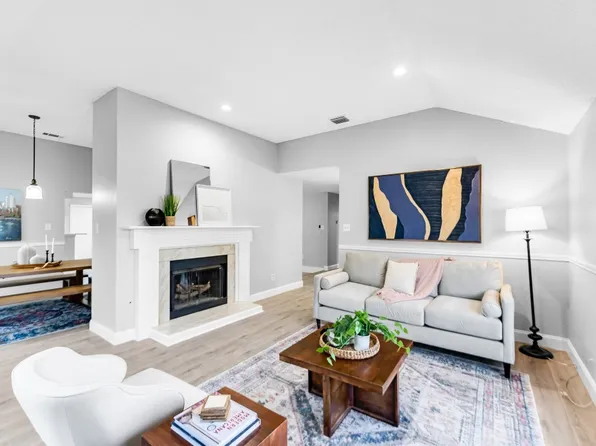 3501 Orchid Ln, Rowlett, TX 75089