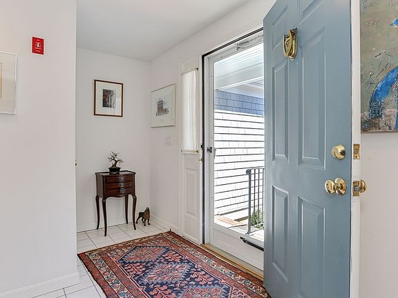 3rd image of 64 Falling Leaf Ln