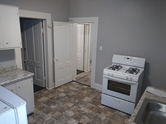 3rd image of 743 10th Ave #5