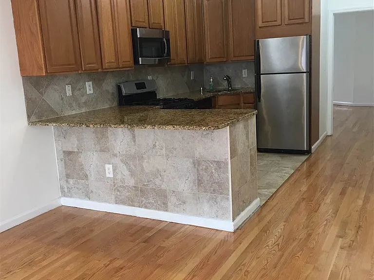 454 Central Ave #2-R — Photo 62