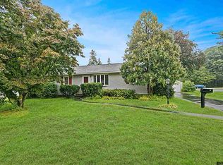 45 Benedict St, Castleton, NY 12033