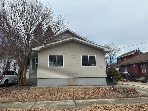 126 Prairie St, Ottawa, IL 61350
