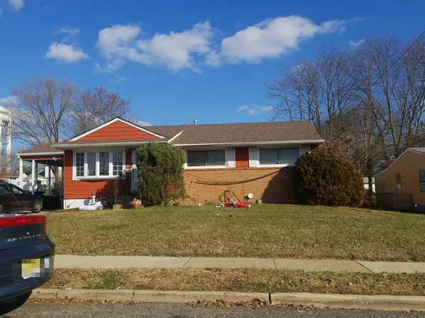 37 Langdon Rd, Burlington, NJ 08016