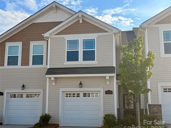 7217 Hodges Meadow Ln, Charlotte, NC 28213