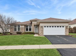 12188 Scenic Rdg, Huntley, IL 60142