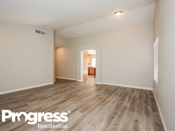 4th image of 4913 Wind Break Ln