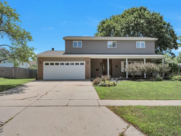 1007 Ranchwood Dr, Shorewood, IL 60404