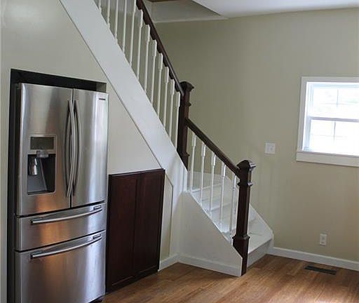 4th image of 24 Continental Ave