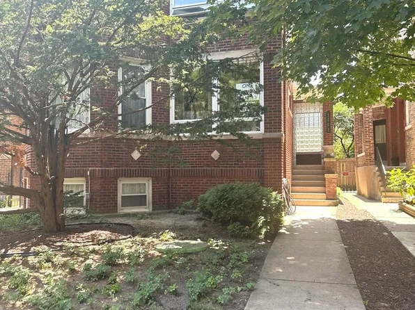 1141 W Columbia Ave Floor 2, Chicago, IL 60626