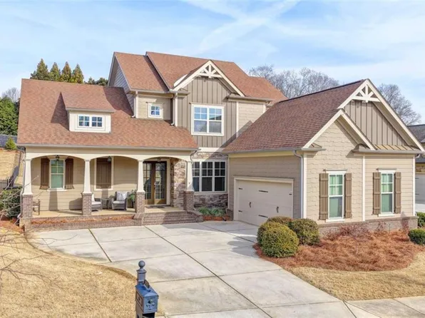 5731 Autumn Flame Dr, Braselton, GA 30517