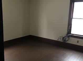 906 N Mercer St APT 1, New Castle, PA 16101