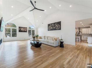 45 Heritage Dr, West Milford, NJ