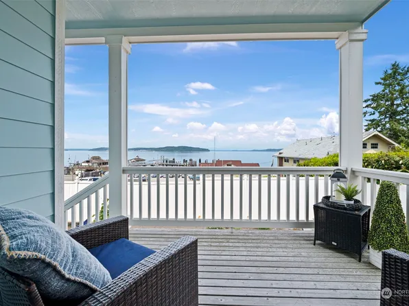 1411 Lafayette Street, Steilacoom, WA 98388