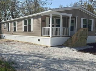 721 N Agnew St, Winamac, IN