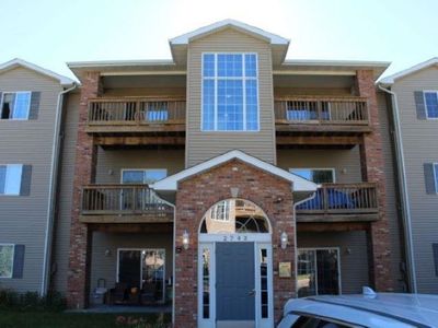 2743 Triple Crown Ln Unit 6, Iowa City, IA, 52240