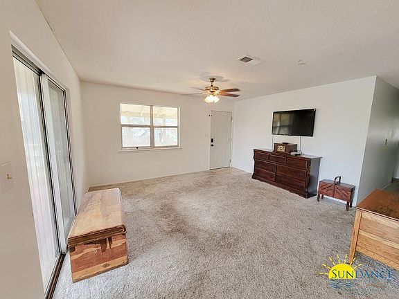3rd image of 500 Kelly St Unit A