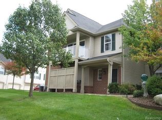 4153 Hampton Ridge Blvd, Howell, MI 48843