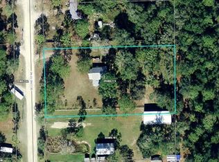 418 2nd St NE, Steinhatchee, FL 32359
