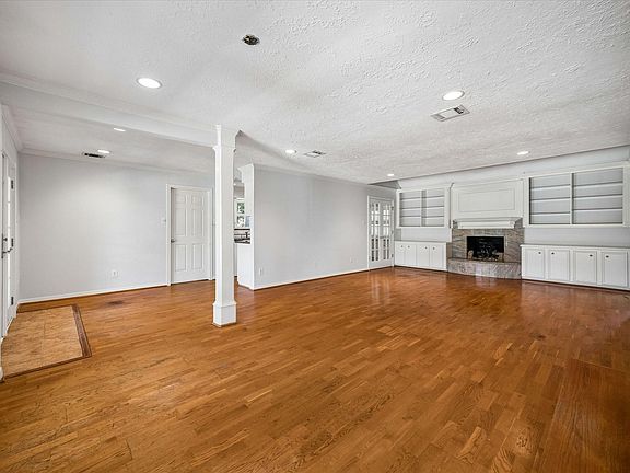 5th image of 5627 Bough Ct