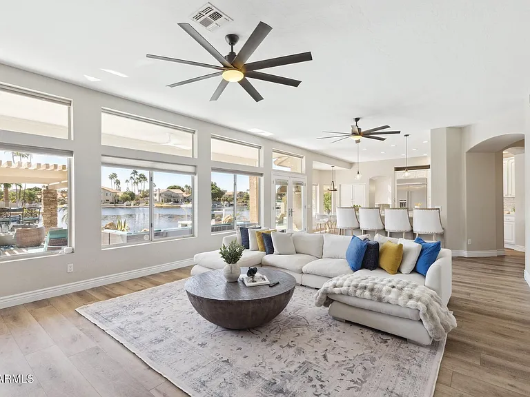 1321 W Shellfish Dr — Photo 10