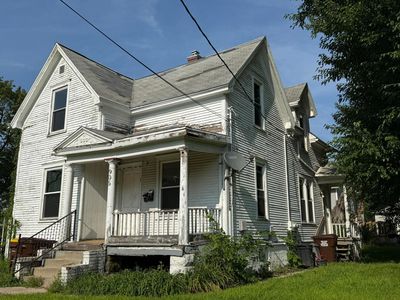 906 S 5th St, Rockford, IL, 61104