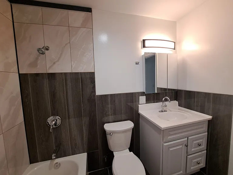 9169 Catawba Ave #2 — Photo 5