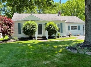 8015 Fitch Rd, Olmsted Township, OH 44138