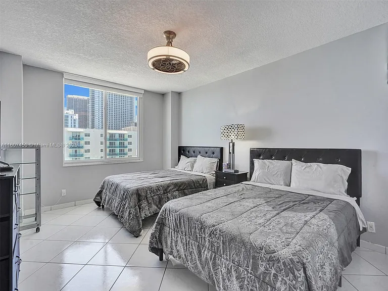 3725 S Ocean Dr #1506 — Photo 15