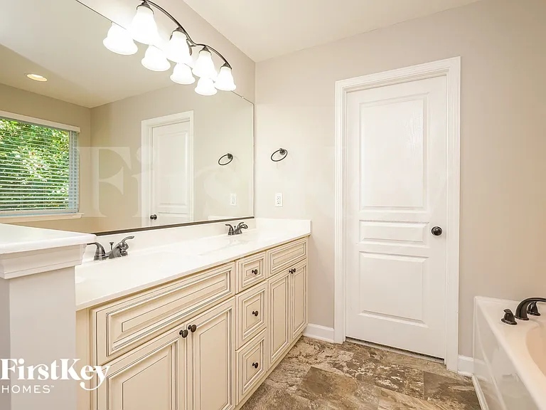 264 Water Mill Rd — Photo 14