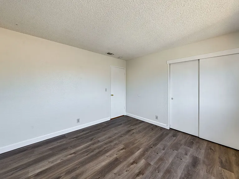 1171 Meadow Gate Dr — Photo 18