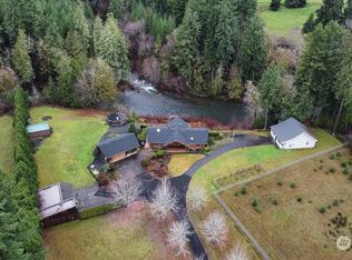 809 S 3rd St, Pe Ell, WA 98572