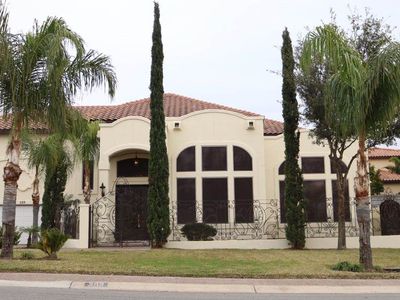 309 Lake Kariba Ct, Laredo, TX, 78041