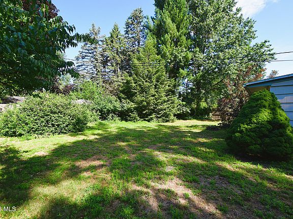 5th image of 2931 Evergreen Rd
