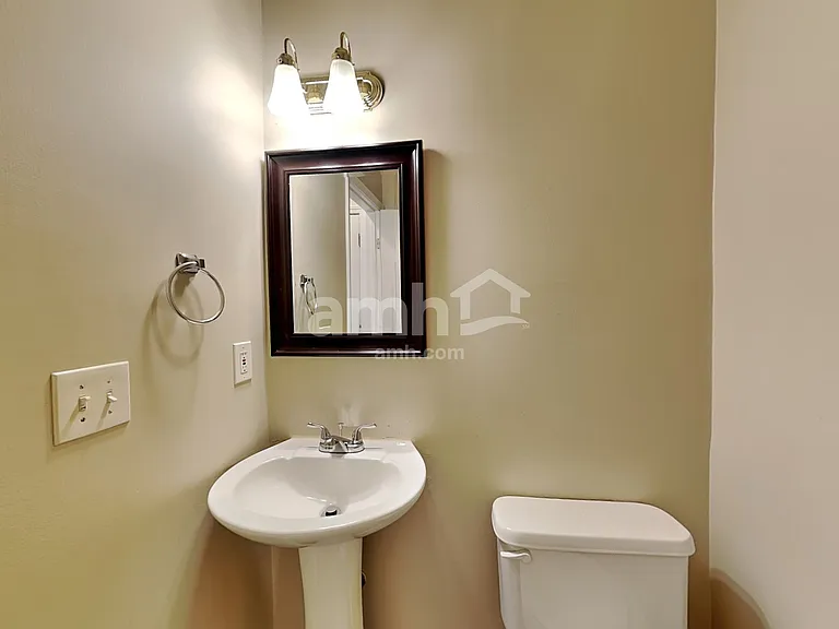 1209 Bending Creek Dr — Photo 8