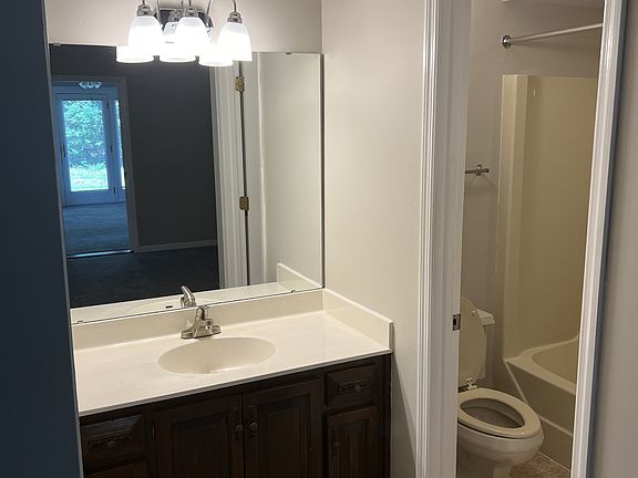 4th image of 200-500 Holly Pines Dr #17282757