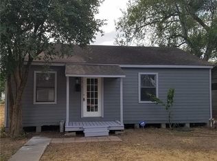 818 Jefferson St, Alice, TX 78332