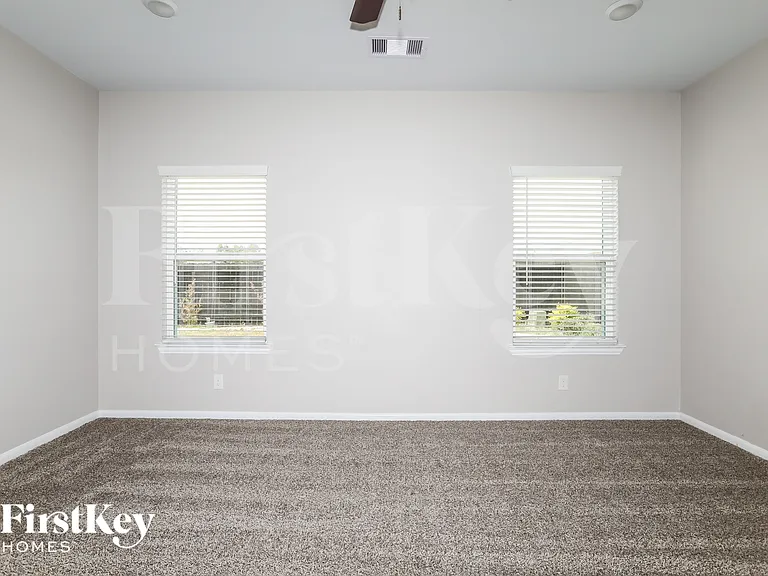 811 Steam Ridge Ln — Photo 8