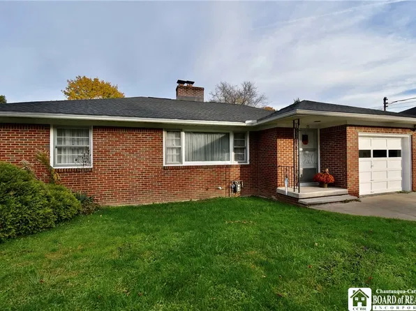 75 S Chicago Ave, Jamestown, NY 14701