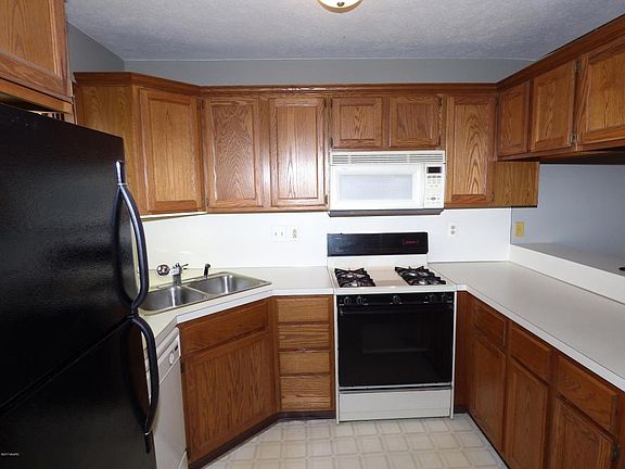 3rd image of 2603 Falcon Pointe Dr NW #19
