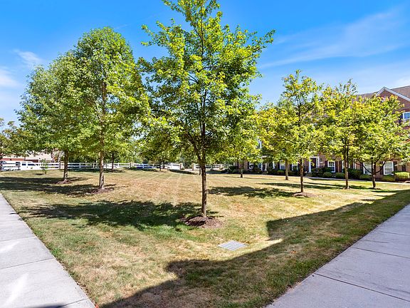 2nd image of 8739 Blazing Brook Way #49