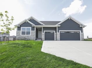 3013 NE 17th St, Ankeny, IA 50021