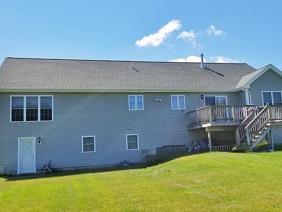 4th image of 7 Deerfield Dr
