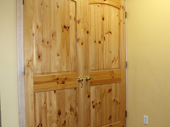 5th image of 360 Greasewood St