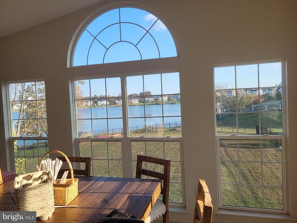 2nd image of 6 Scenic Point Cir