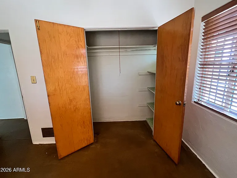 117 N Sawtelle Ave — Photo 23