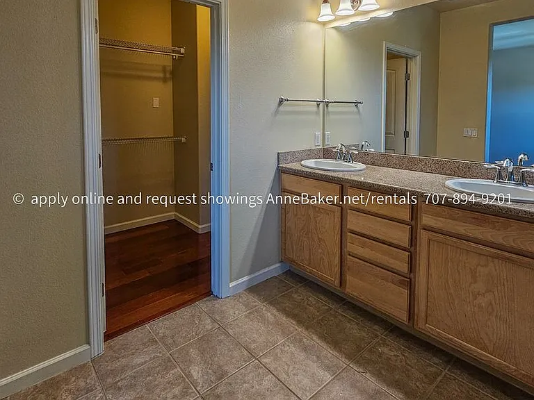 160 Healdsburg Ave #E — Photo 19