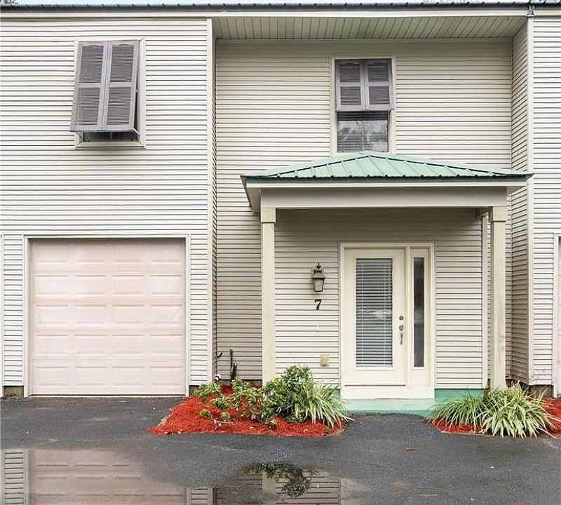 1st image of 580 Lotus Dr N APT 7