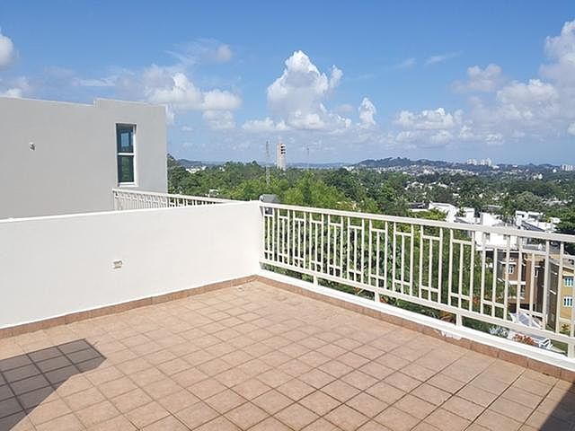 2nd image of 600 Ave Fernandez Juncos Ph 3
