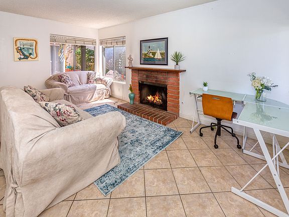 3rd image of 6049 Sparrow St
